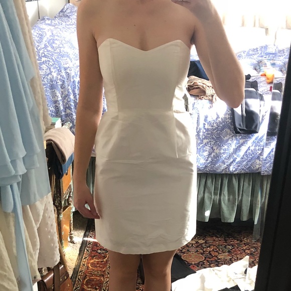 Dress - Picture 4 of 5